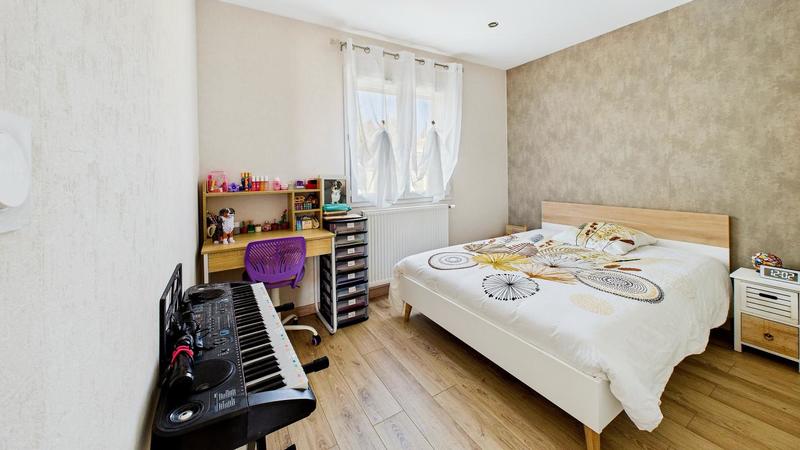 Pavillon - 133 m² - 6 pièces