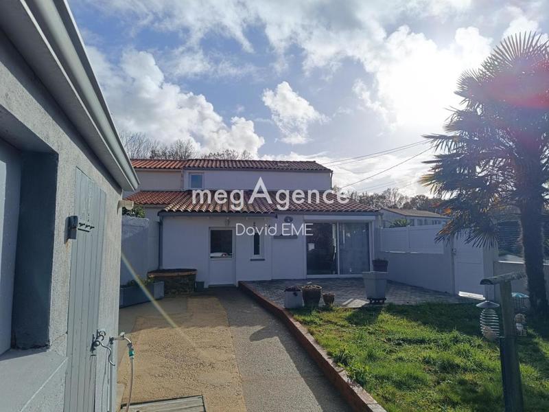 Maison en pierre - 101 m² - 5 pièces