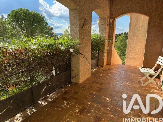 Maison - 122 m² - 5 pièces