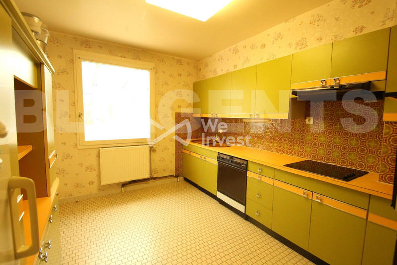 Maison - 275 m² - 6 pièces