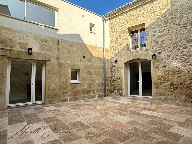 Maison - 177 m² - 5 pièces