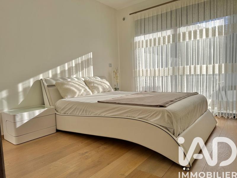 Maison de maîtres - 320 m² - 7 pièces