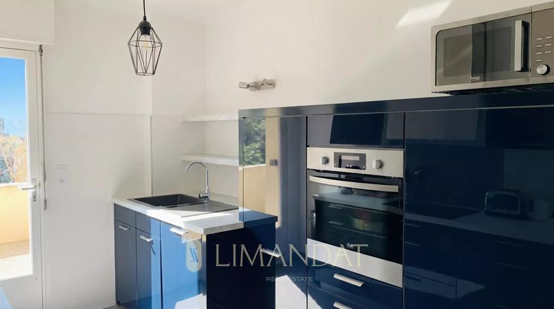 Appartement - 80 m² - 3 pièces