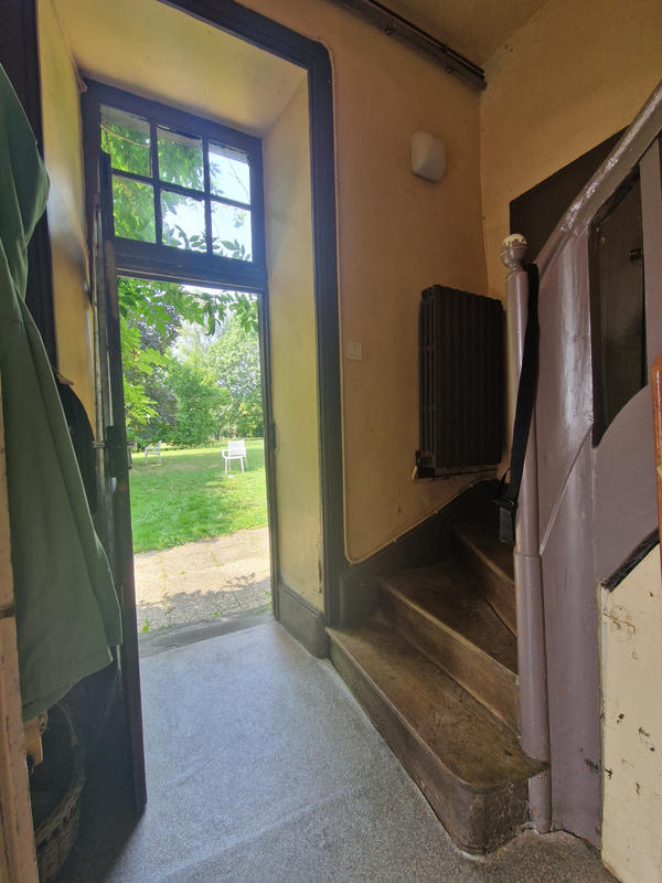 Maison - 232 m² - 7 pièces