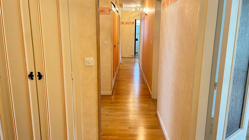 Appartement - 123 m² - 5 pièces