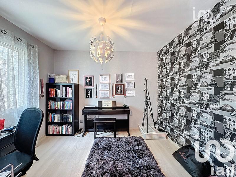 Maison - 246 m² - 7 pièces