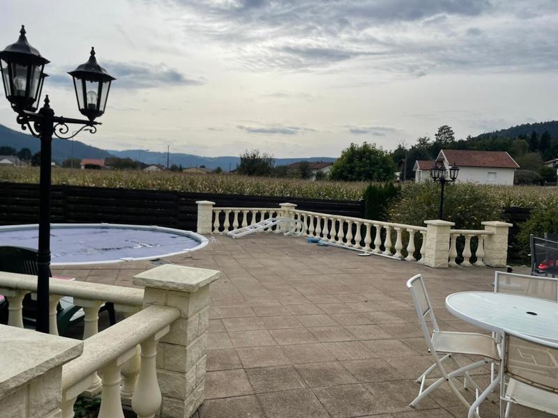 Maison - 163 m² - 6 pièces