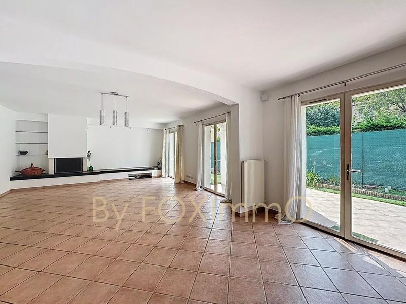 Maison - 138 m² - 5 pièces