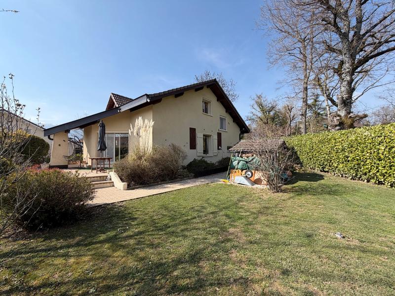 Maison - 195 m² - 6 pièces