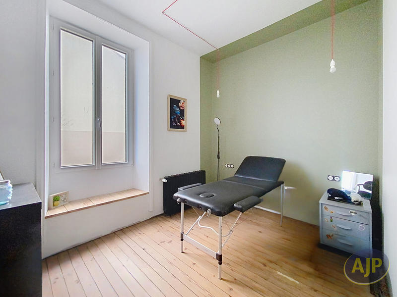 Maison - 160 m² - 5 pièces