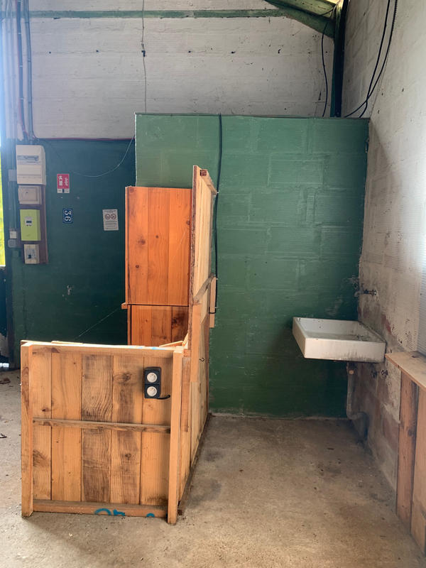 Parking / Garage - 126 m²