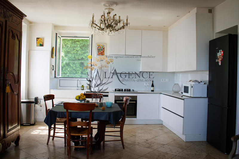 Maison - 170 m² - 8 pièces