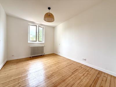 Maison de ville - 93 m² - 4 pièces