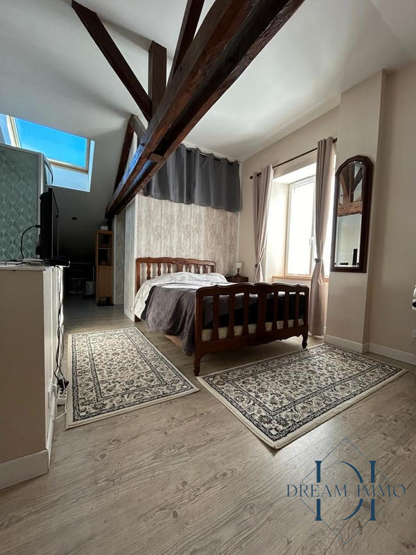 Maison - 135 m² - 6 pièces