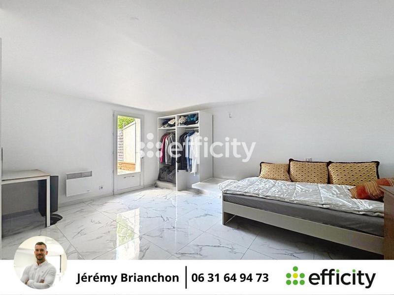 Maison - 145 m² - 5 pièces