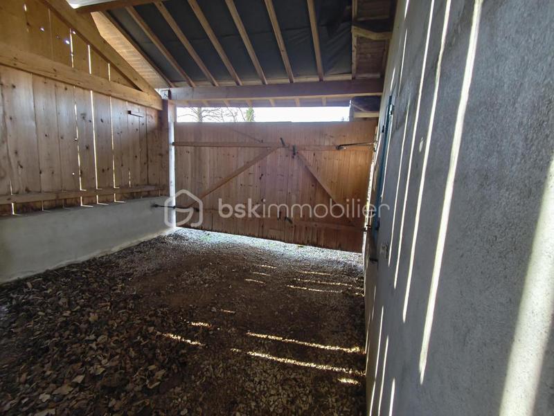 Corps de ferme - 222 m² - 9 pièces