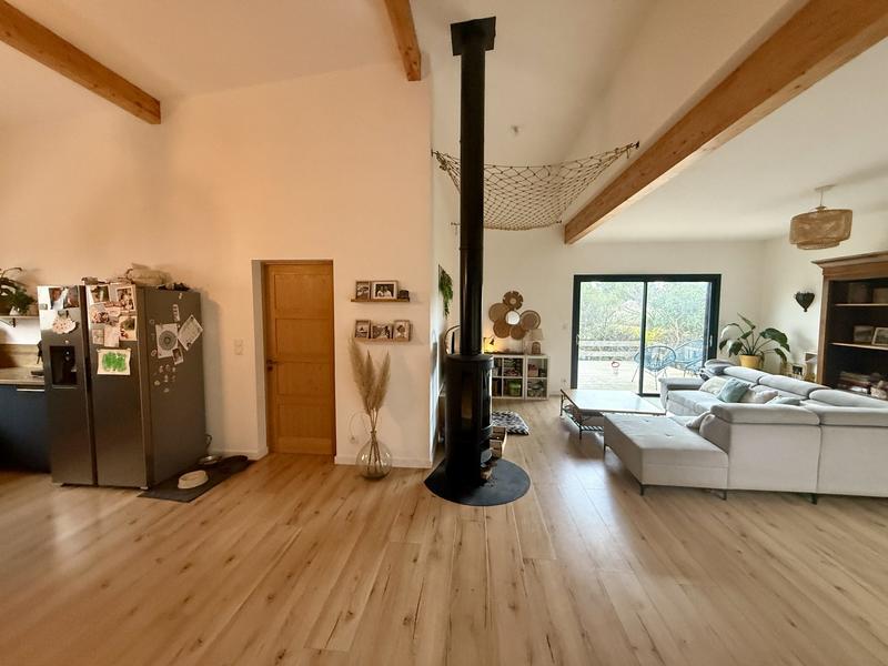 Maison - 143 m² - 5 pièces