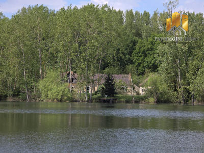 Maison - 200 m² - 5 pièces