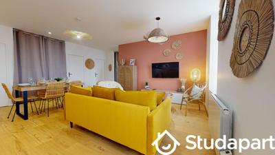 Chambre - 11 m² - 1 pièce