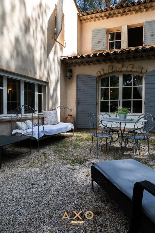 Bastide - 168 m² - 7 pièces