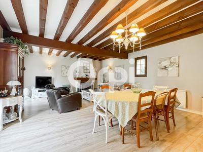 Maison - 200 m² - 6 pièces