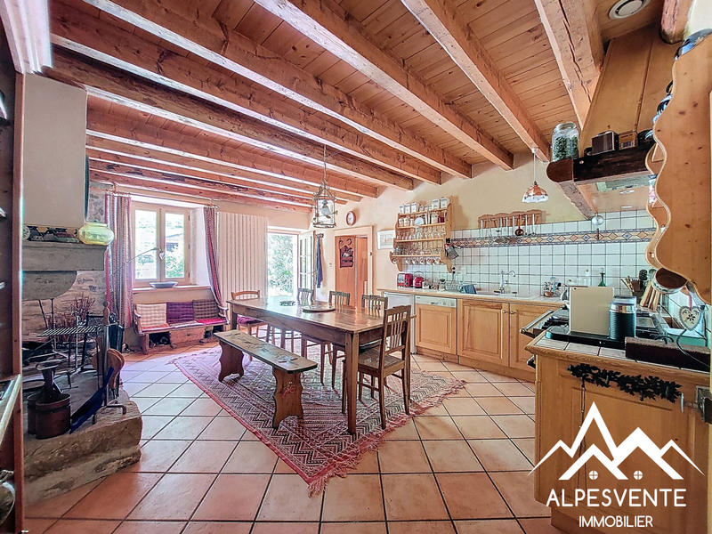 Ferme - 228 m² - 11 pièces