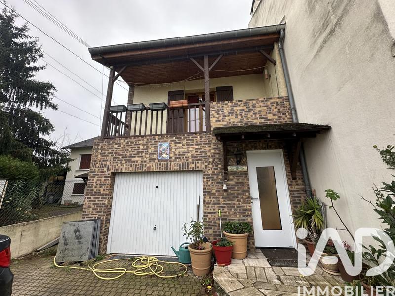 Maison - 177 m² - 6 pièces