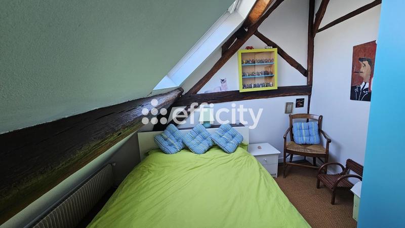 Maison - 280 m² - 11 pièces