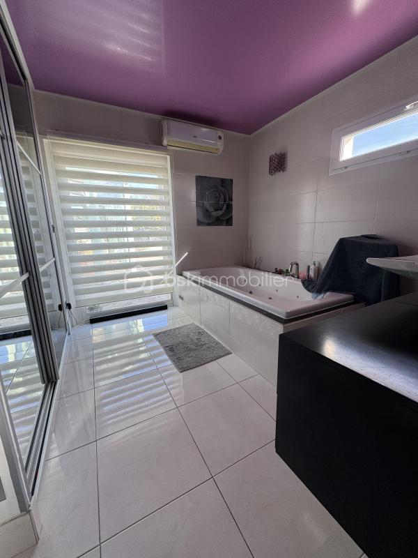 Maison traditionnelle - 124 m² - 4 pièces