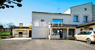 Maison - 219 m² - 8 pièces