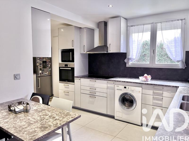 Maison - 117 m² - 7 pièces