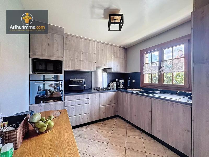 Maison - 105 m² - 5 pièces