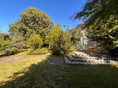 Maison - 143 m² - 6 pièces