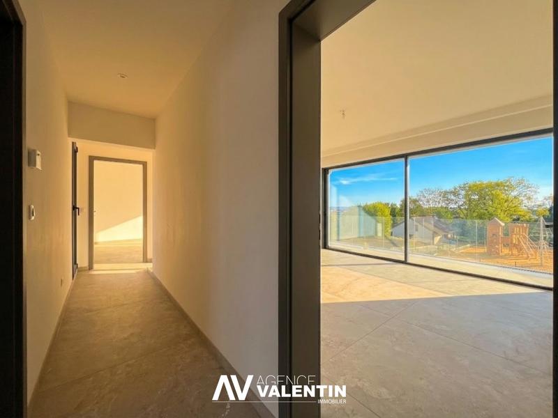 Maison - 180 m² - 6 pièces