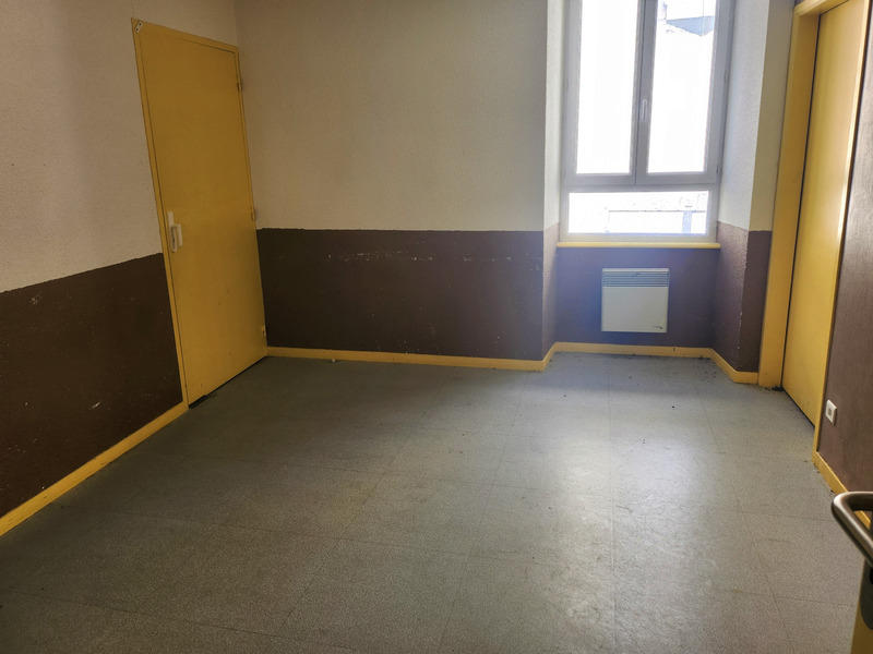 Maison - 265 m² - 10 pièces