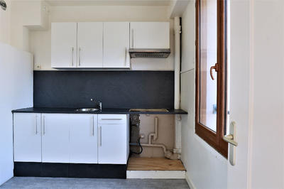 Appartement - 93 m² - 4 pièces