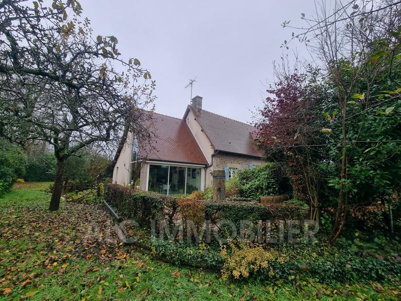 Propriété - 194 m² - 8 pièces