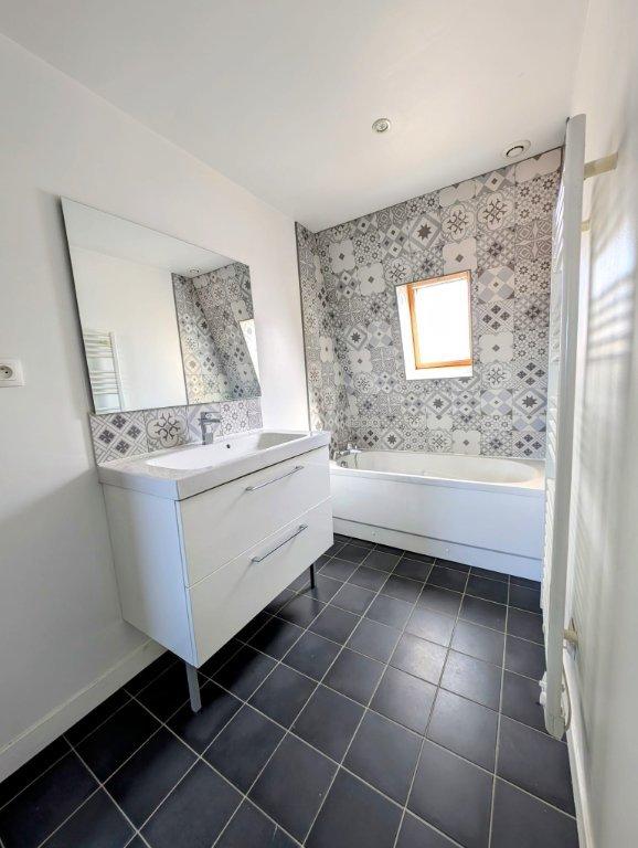 Maison - 113 m² - 4 pièces