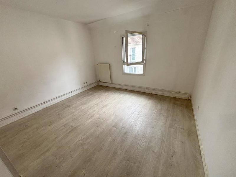 Maison - 85 m² - 5 pièces