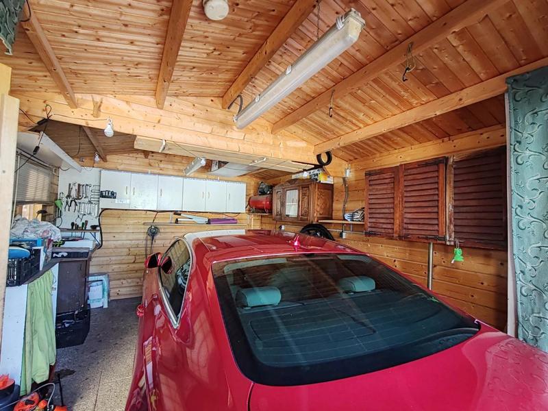 Maison - 96 m² - 7 pièces