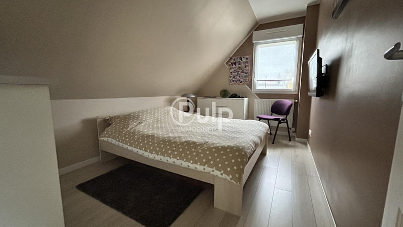 Maison - 92 m² - 6 pièces