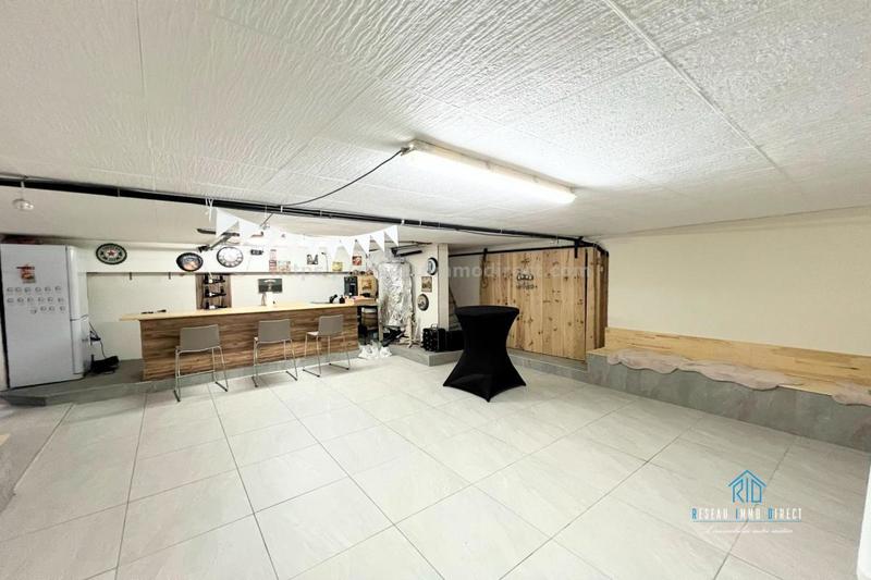 Maison traditionnelle - 170 m² - 6 pièces