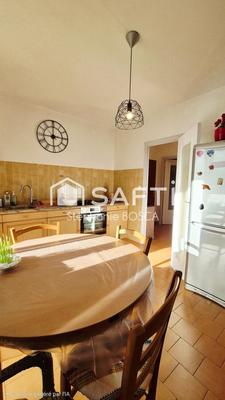 Appartement - 90 m² - 3 pièces