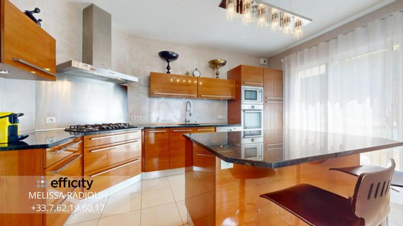 Maison - 155 m² - 6 pièces