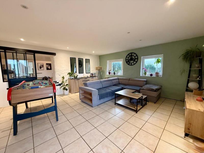 Maison - 144 m² - 5 pièces