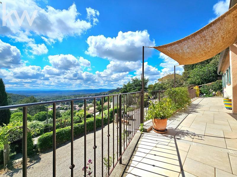 Maison - 172 m² - 8 pièces