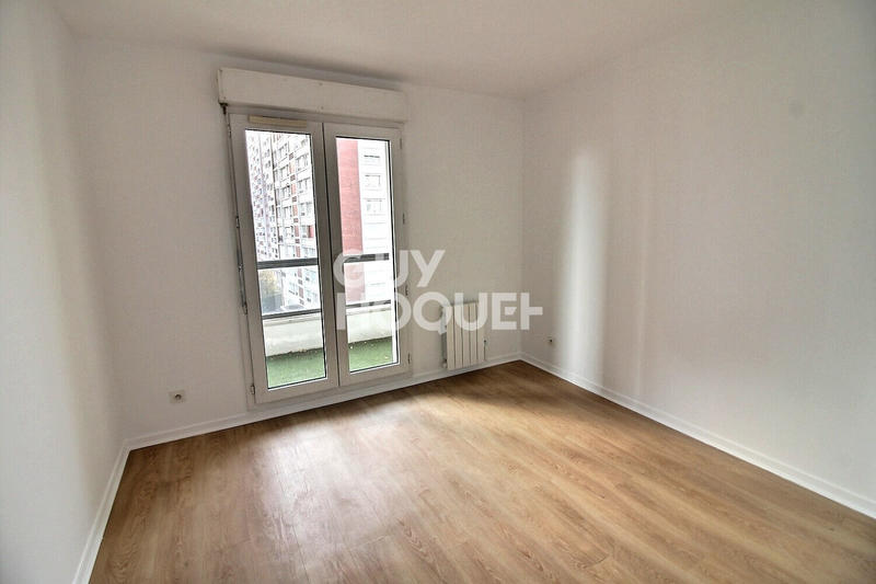 Appartement - 99 m² - 5 pièces