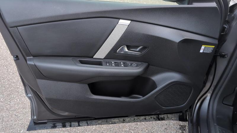 Citroën C4 1.2 PureTech 130 Eat8 Max - Automatique