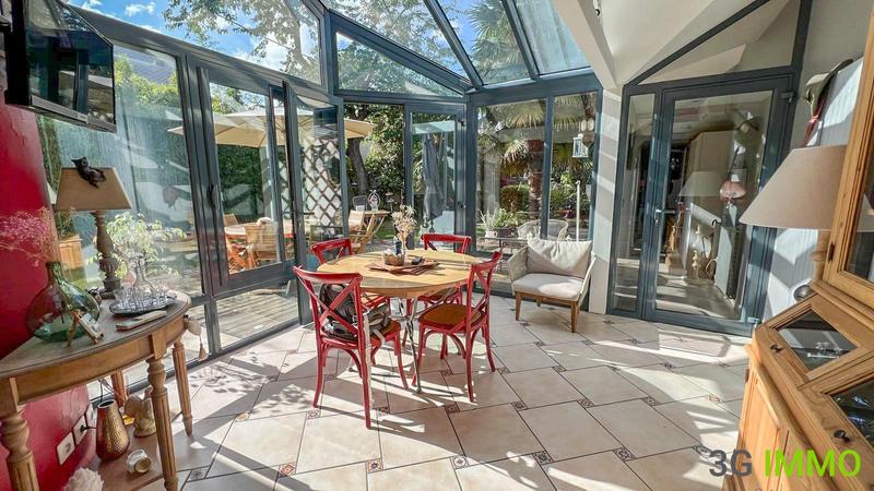 Maison de ville - 194 m² - 8 pièces