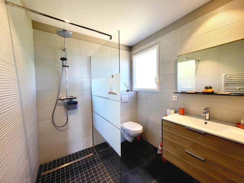 Propriété - 224 m² - 8 pièces